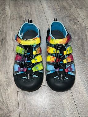 Keen Rainbow Tie Dye Newport Sandals Water Shoes Waterproof Big Kid Size 5